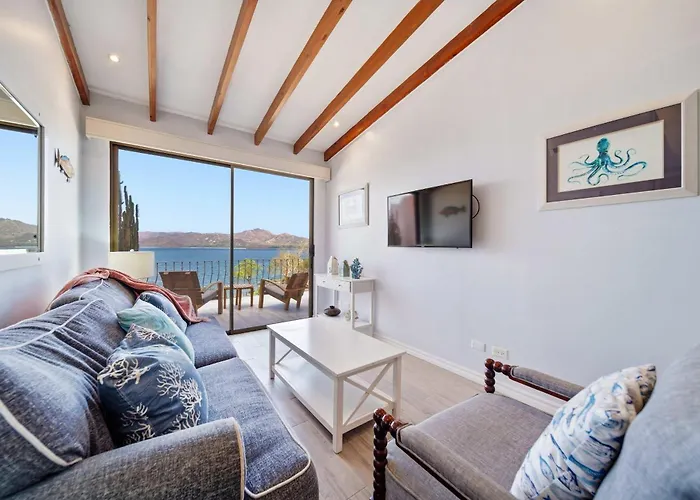 Сasa de vacaciones Oceanfront Veranda, Ocean Views, Free Concierge & 7-min Walk To Playa Flamingo