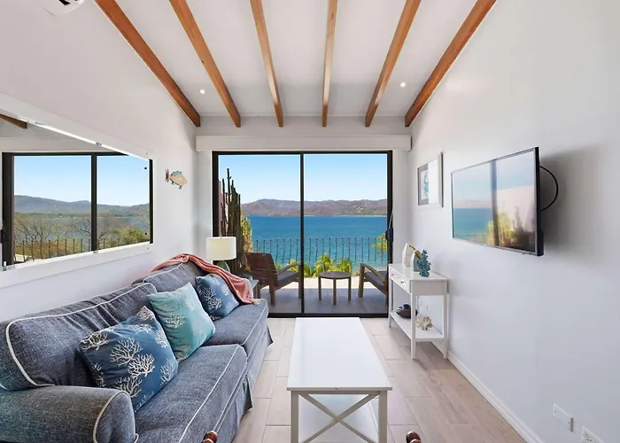 Oceanfront Veranda, Ocean Views, Free Concierge & 7-min Walk To Сasa de vacaciones Playa Flamingo